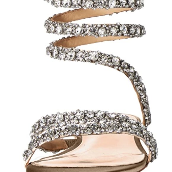 Women's flat sandals with diamonds
